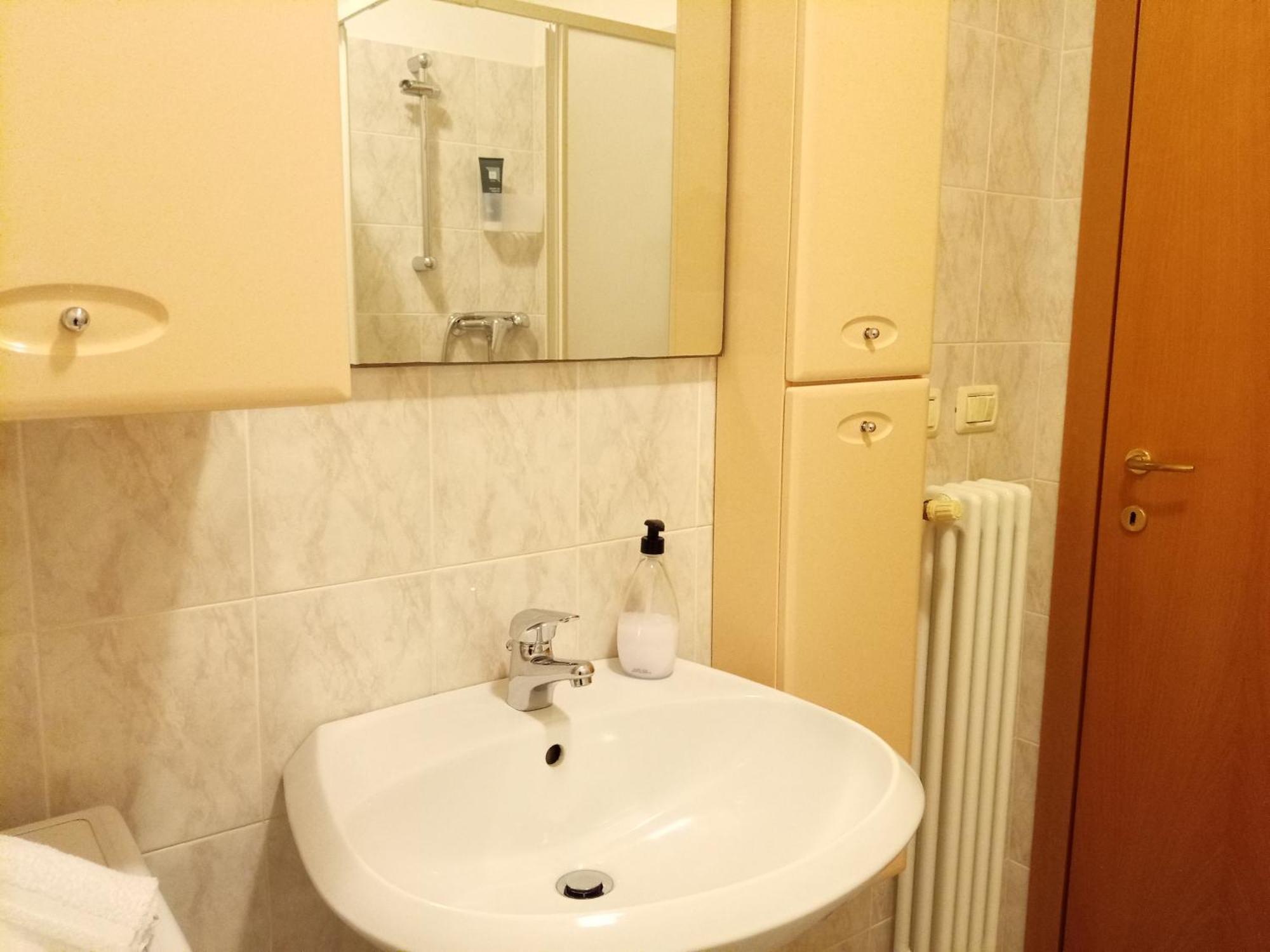 Appartamento Che Vista! Affittacamere Mombaroccio Eksteriør billede
