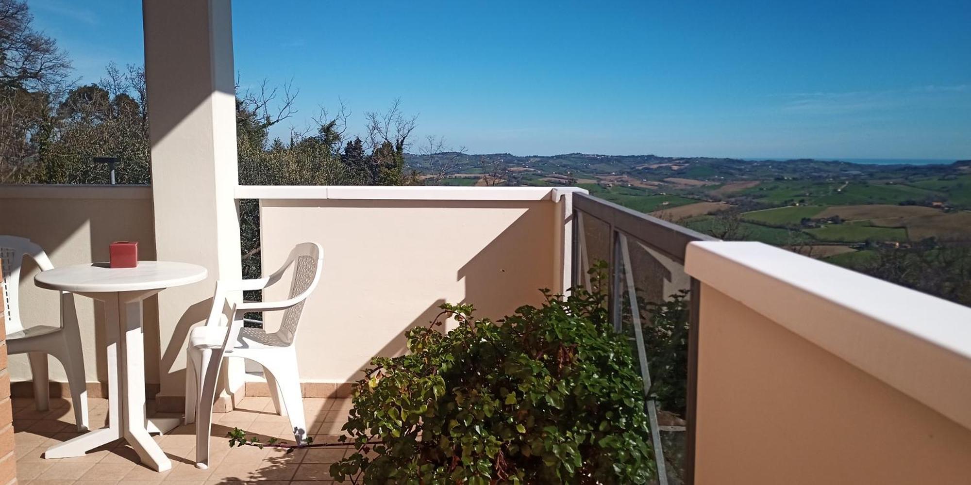Appartamento Che Vista! Affittacamere Mombaroccio Eksteriør billede